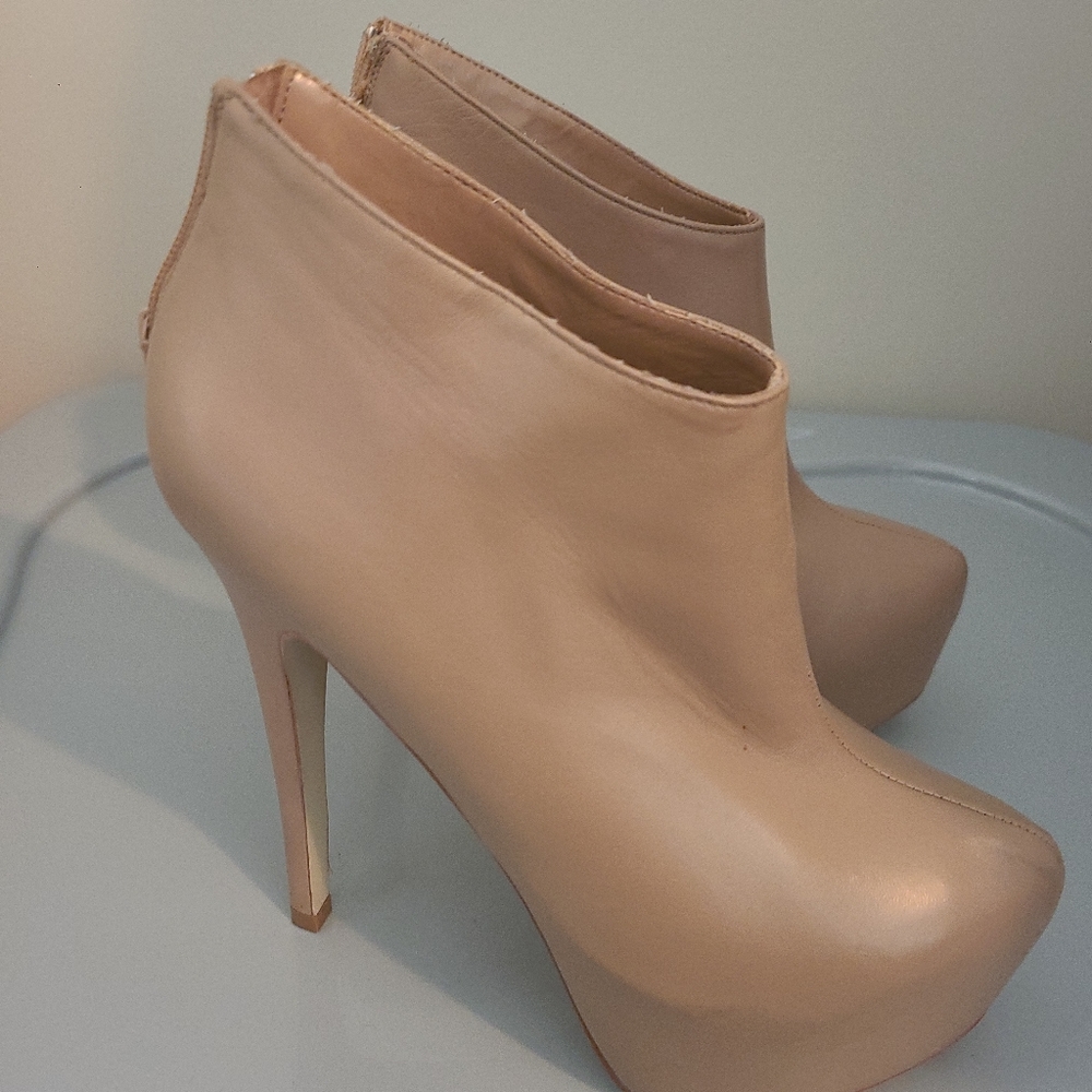 Steve Madden DaBootie